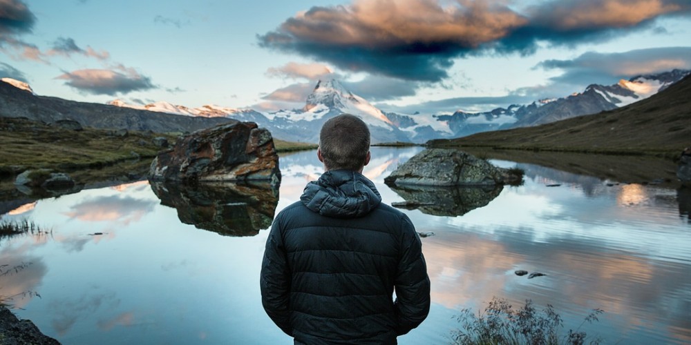 meditation positive - bonheur Méditer pour être plus heureux et positif au quotidien. Méditation pleine conscience